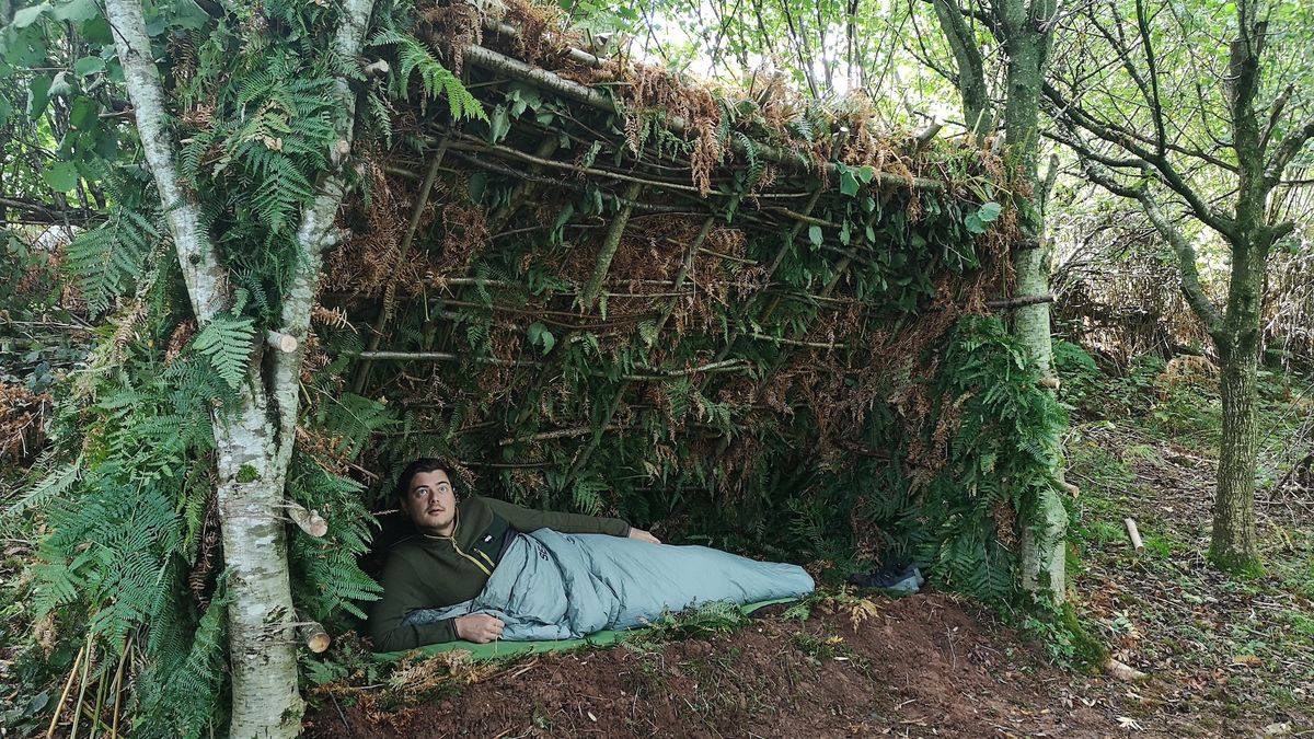How to make a shelter using natural materials